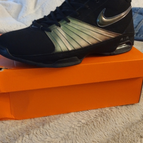 Custom painted Nike Men shoes - Picture 2 of 7